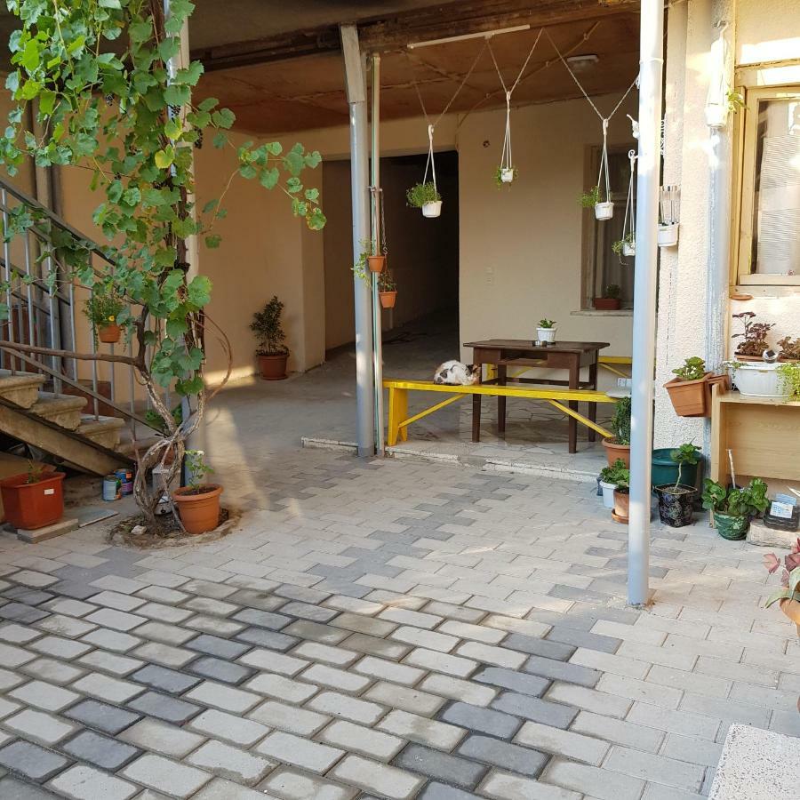 Домик У Реки Куры Tbilisi Exterior photo